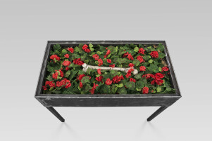 Rahaei -50x100x90cm- Metal, Artificial flowers, Bone moulage
